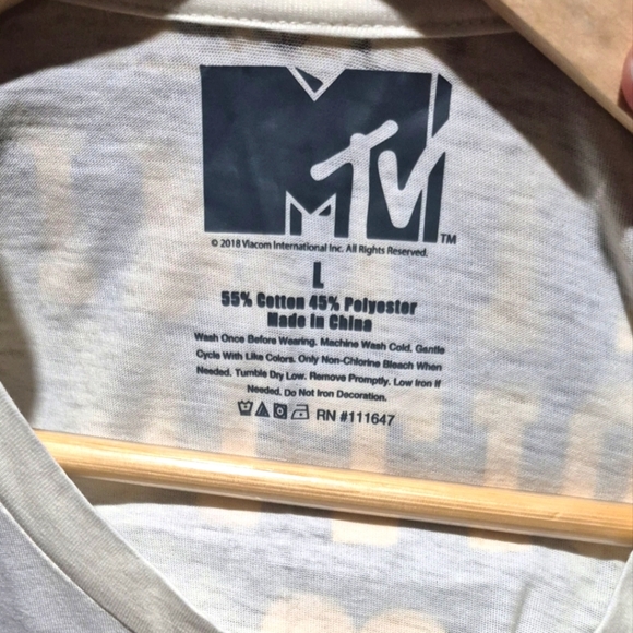 MTV Graphic Sleeveless Top in White - Picture 2 of 2
